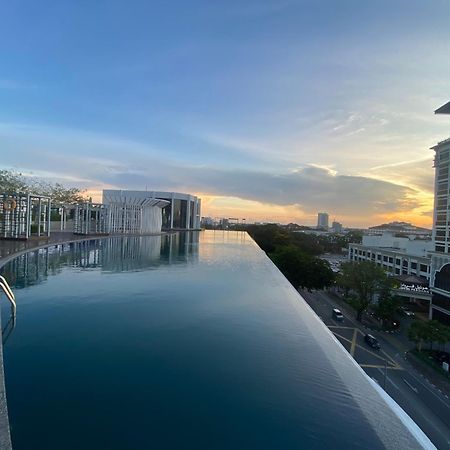 Jsadli Suite Troika Residence Kota Bahru Luaran gambar