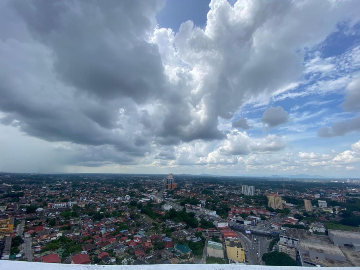 Jsadli Suite Troika Residence Kota Bahru Luaran gambar