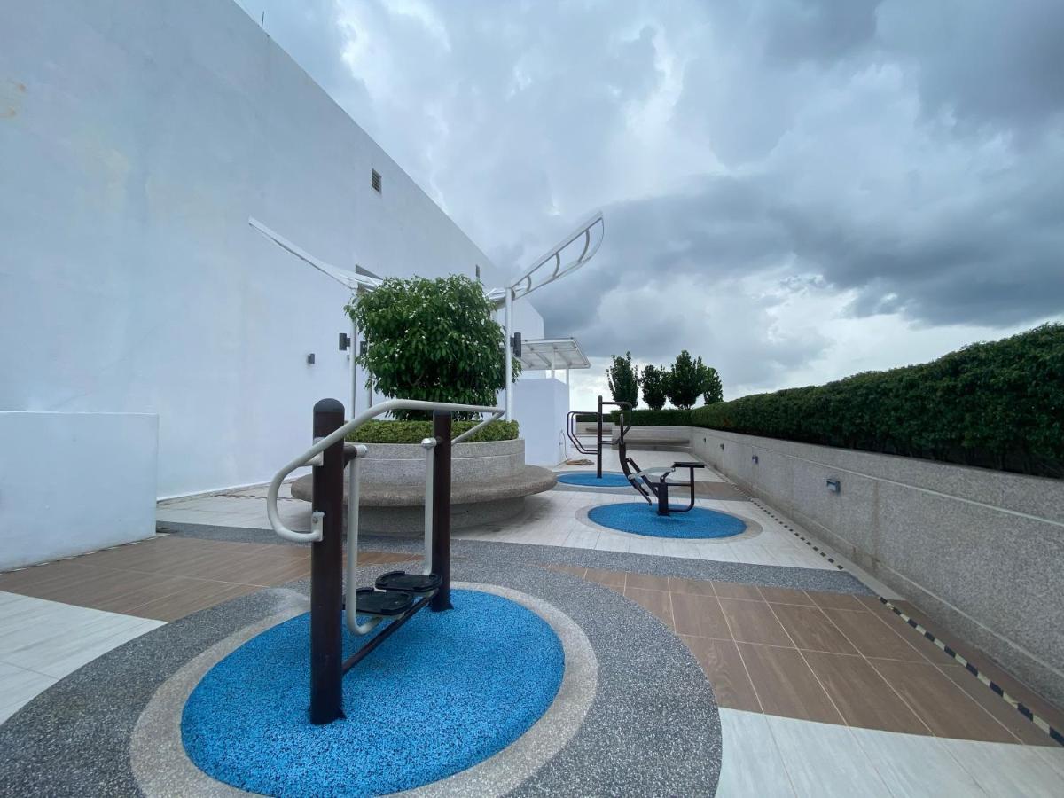 Jsadli Suite Troika Residence Kota Bahru Luaran gambar